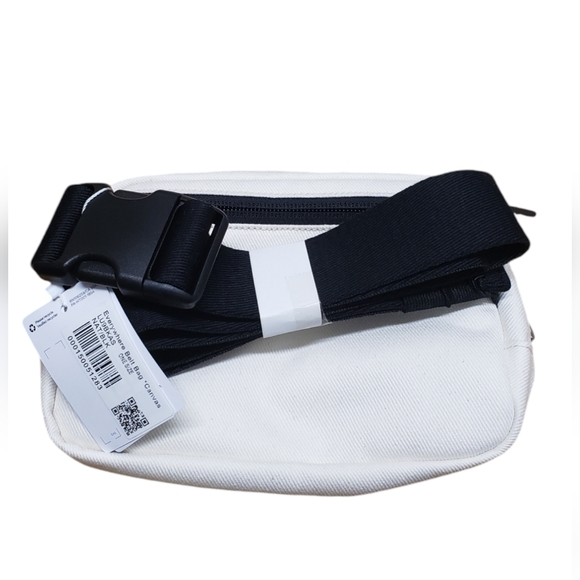 Lululemon Women's  Everywhere Bag Canvas - Picture 5 of 6